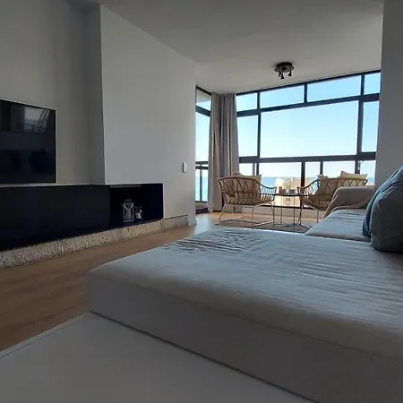 Apartamento La Playa “ Free Parking “