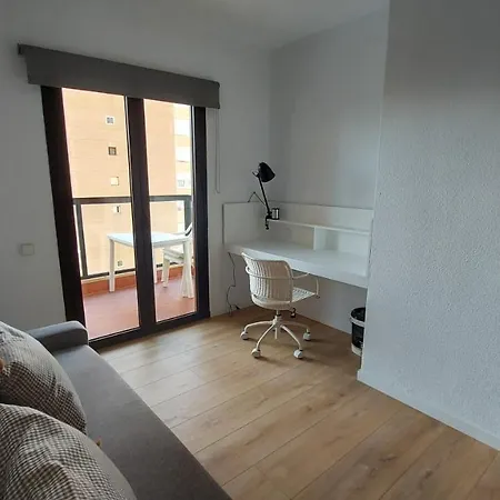 Apartamento La Playa “ Free Parking “ Apartment *