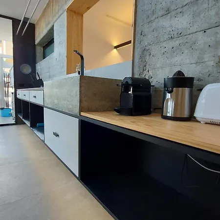 Apartamento La Playa “ Free Parking “ Apartment *